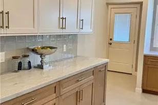 2413 S Victoria, Los Angeles, CA 90016 - Photo 15
