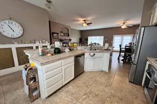 4100 Northwind Dr, Bakersfield, CA 93304 - Photo 3