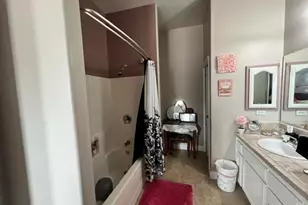 4100 Northwind Dr, Bakersfield, CA 93304 - Photo 9