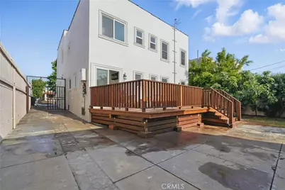 2111 S Bronson, Los Angeles, CA 90018 - Photo 39