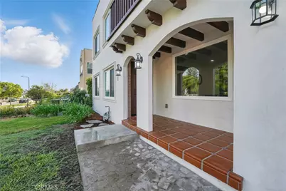 2111 S Bronson, Los Angeles, CA 90018 - Photo 3
