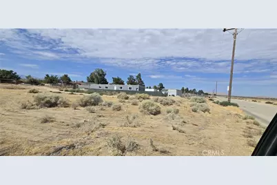 17900 Mossdale Avenue, Lancaster, CA 93535 - Photo 9