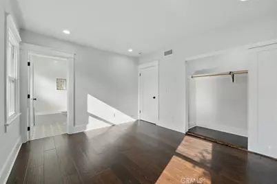 2111 S Bronson, Los Angeles, CA 90018 - Photo 31