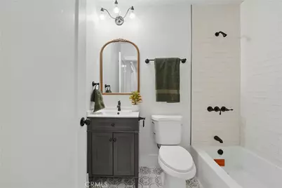 2111 S Bronson, Los Angeles, CA 90018 - Photo 45