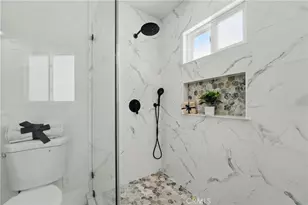 2111 S Bronson, Los Angeles, CA 90018 - Photo 29