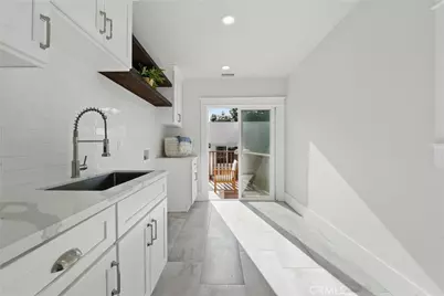 2111 S Bronson, Los Angeles, CA 90018 - Photo 39