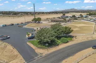 12445 Reata, Apple Valley, CA 92308 - Photo 39