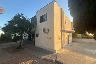 5210 Oakland, Los Angeles, CA 90032 - Photo 5