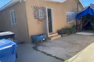 604 W 83rd, Los Angeles, CA 90044 - Photo 3