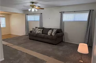 2938 Los Flores, Lynwood, CA 90262 - Photo 7