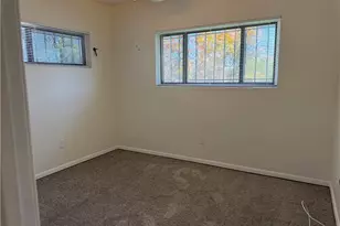2938 Los Flores, Lynwood, CA 90262 - Photo 9