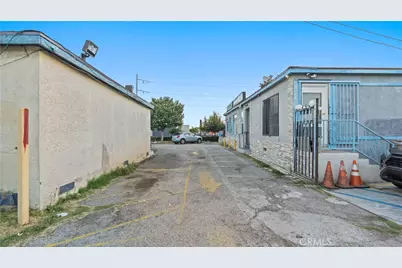10020 S Inglewood, Inglewood, CA 90304 - Photo 23