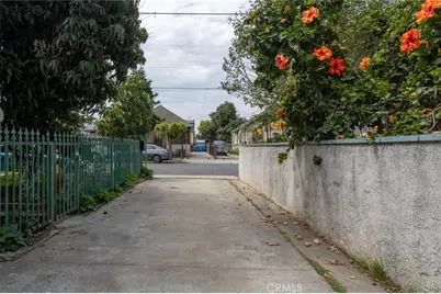 1223 E 46th, Los Angeles, CA 90011 - Photo 7