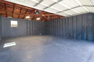 1839 W 35th Pl, Los Angeles, CA 90018 - Photo 29