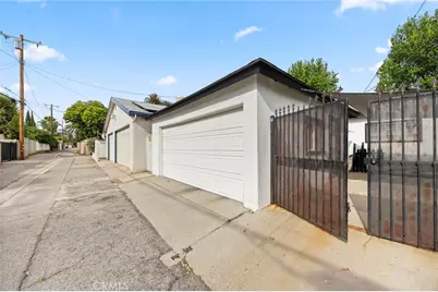 11213 Haskell Avenue, Granada Hills, CA 91344 - Photo 41