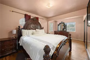 11213 Haskell Ave, Granada Hills, CA 91344 - Photo 21