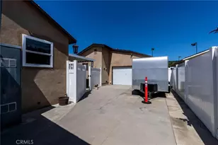 10325 Brookshire, Downey, CA 90241 - Photo 23