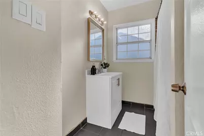 2714 W Tichenor, Compton, CA 90220 - Photo 17