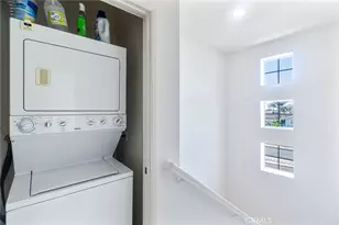 4560 Montecito Dr, La Palma, CA 90623 - Photo 19