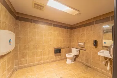 1949 E 1st, Los Angeles, CA 90033 - Photo 31