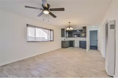 205 W Gage, Los Angeles, CA 90003 - Photo 11