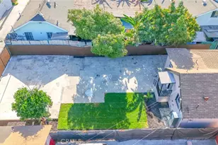 205 W Gage, Los Angeles, CA 90003 - Photo 25