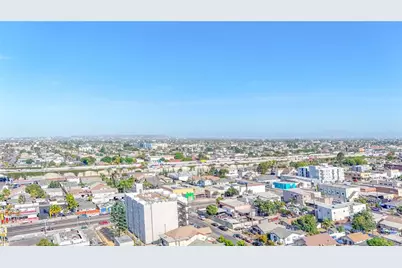 205 W Gage, Los Angeles, CA 90003 - Photo 31
