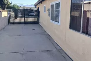 344 N Lilac Ave, Rialto, CA 92376 - Photo 23