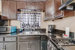 2019 E Shauer, Compton, CA 90222 - Photo 13