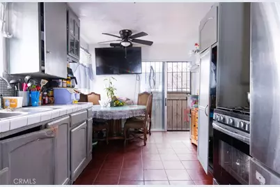 6938 Purdy Avenue, Bell Gardens, CA 90201 - Photo 9