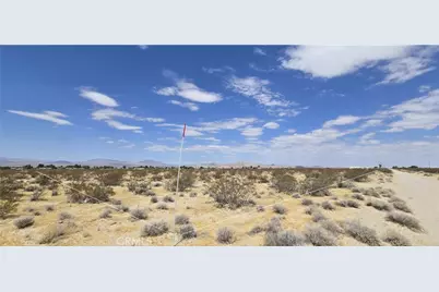 35530 El Dorado, Lucerne Valley, CA 92356 - Photo 5