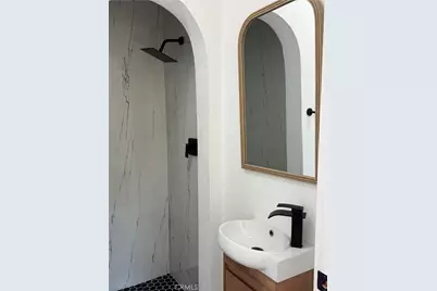9151 La Salle, Los Angeles, CA 90047 - Photo 9