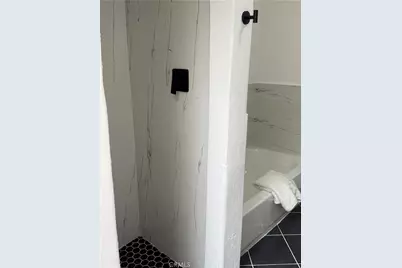 9151 La Salle, Los Angeles, CA 90047 - Photo 11