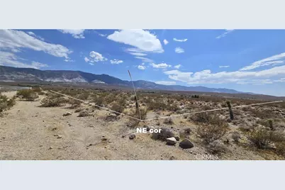 8001 Fairlane Road, Lucerne Valley, CA 92356 - Photo 7