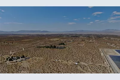 8001 Fairlane Road, Lucerne Valley, CA 92356 - Photo 33