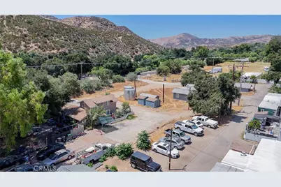 12741 Sierra Highway #16, Agua Dulce, CA 91390 - Photo 15