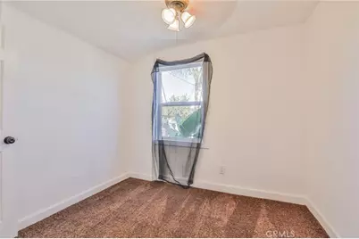 1712 E 57th, Los Angeles, CA 90058 - Photo 15