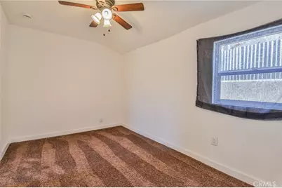 1712 E 57th, Los Angeles, CA 90058 - Photo 19