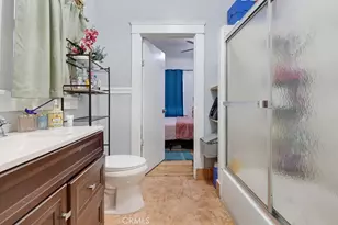 1007 E 42nd, Los Angeles, CA 90011 - Photo 9