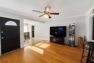 10142 San Carlos, South Gate, CA 90280 - Photo 3