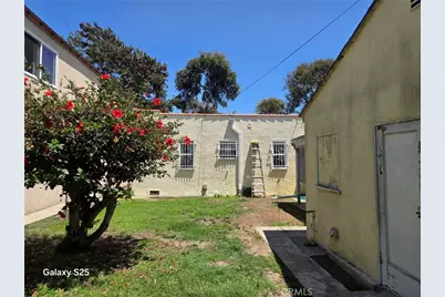 9613 Virginia Ave, South Gate, CA 90280 - Photo 17