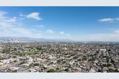 1845 W 66th, Los Angeles, CA 90047 - Photo 15