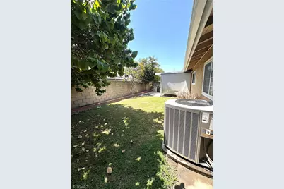 10744 Andy, Cerritos, CA 90703 - Photo 47