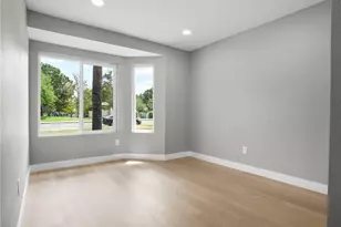2402 W Sunrise Dr, Rialto, CA 92377 - Photo 9