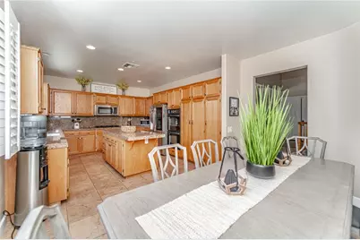 23458 Karen Place, Murrieta, CA 92562 - Photo 11