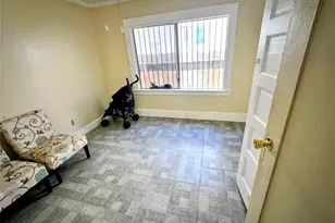 330 W 56th St, Los Angeles, CA 90037 - Photo 5
