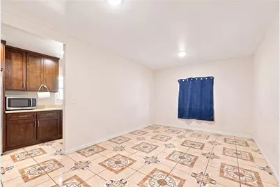 5017 S San Pedro, Los Angeles, CA 90011 - Photo 5