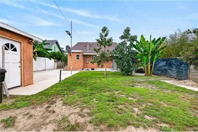 1330 W 48th, Los Angeles, CA 90037 - Photo 15