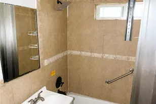 11439 Rosecrans, Norwalk, CA 90650 - Photo 7