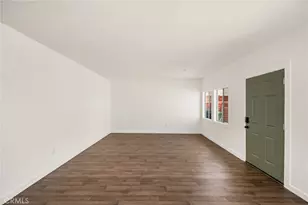 2514 Exposition Pl, Los Angeles, CA 90018 - Photo 29